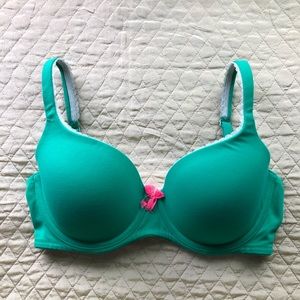 Victoria's Secret - Body by Victoria Demi Bra